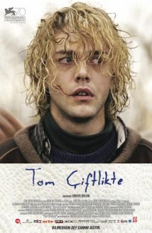 Tom Çiftlikte